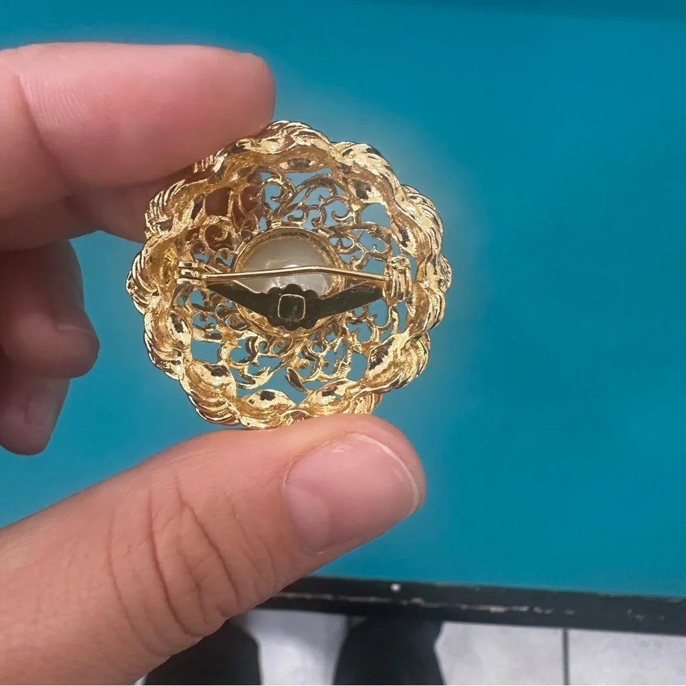 Vintage Gold Openwork Brooch Filigree Faux Pearl Cabochon Costume Jewelry Retro